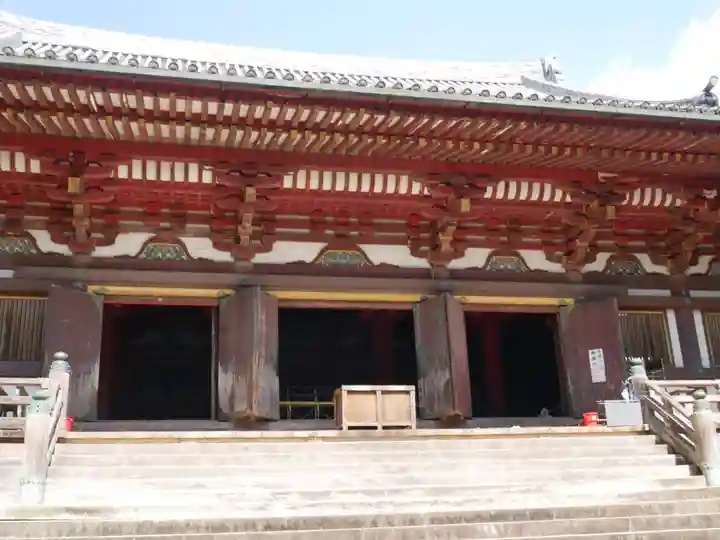 神護寺の本殿・本堂