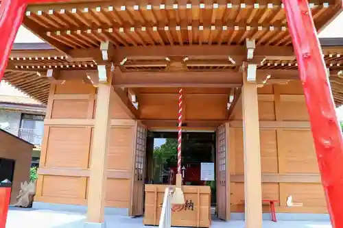 於菊稲荷神社の本殿・本堂