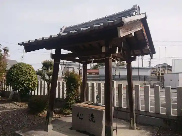 八幡神社の手水舎