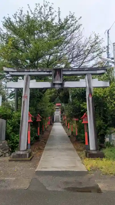 平出雷電神社の{uncategorized: "未分類", other: "その他", undefined: "問題あり", building: "その他建物", grave: "お墓", sacred_gate: "鳥居", guardian: "狛犬", statue: "像", buddha: "仏像", history: "歴史", nature: "自然", garden: "庭園", animal: "動物", pagoda: "塔", temizu: "手水舎", mountain_gate: "山門・神門", sanctuary: "本殿・本堂", subordinate: "末社・摂社", art: "芸術", scenery: "景色", jizo: "地蔵", ema: "絵馬", goshuin: "御朱印", omikuji: "おみくじ", items: "授与品その他", amulet: "お守り", goshuincho: "御朱印帳", eats: "食事", festival: "お祭り", votive_dance: "神楽", shichigosan: "七五三参", wedding: "結婚式", experience: "体験その他", initially: "初詣", around: "周辺", anti_infection: "感染症対策"}