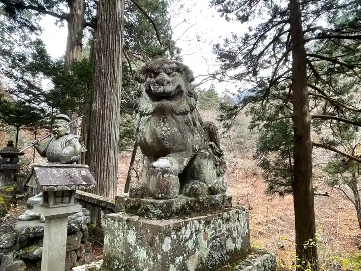 榛名神社の狛犬