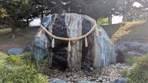 いで湯の磐座の本殿・本堂