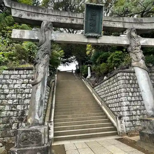 品川神社の鳥居