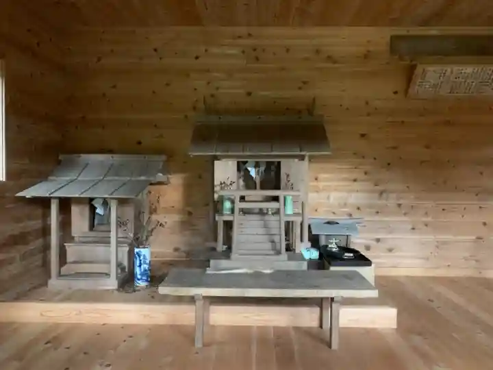 神明神社の本殿・本堂