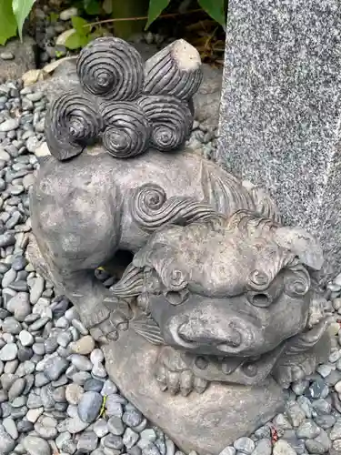 粟嶋堂宗徳寺の狛犬