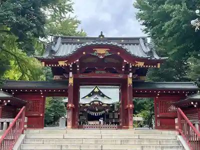 秩父神社の山門・神門