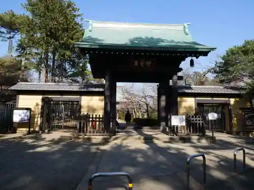 豪徳寺の山門・神門
