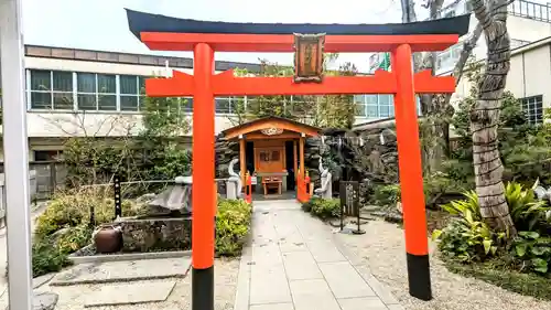 蛇窪神社の鳥居