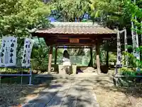 白山神社の手水舎