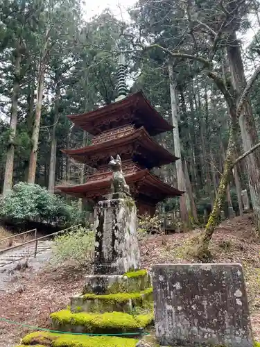 宝積山光前寺の塔