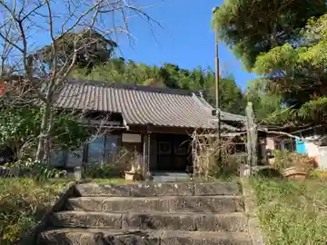 国分寺の本殿・本堂