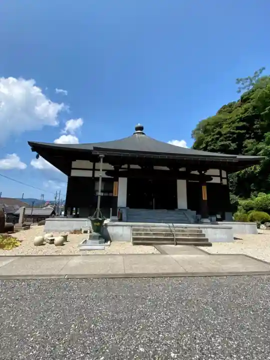 金前寺の本殿・本堂