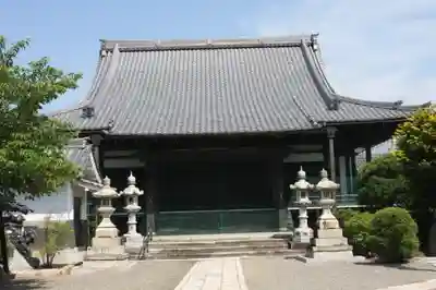 西方寺の本殿・本堂