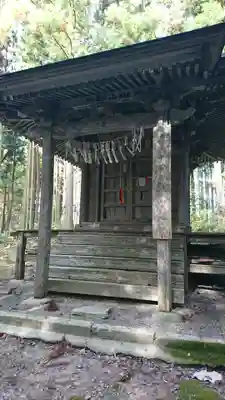 新山観音堂の末社・摂社