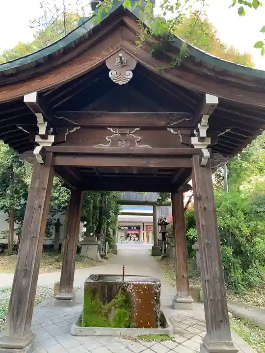 神明神社の手水舎
