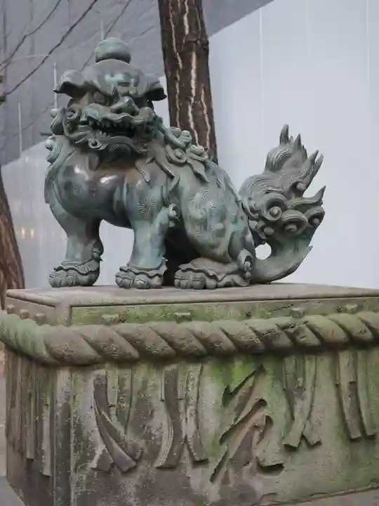 花園神社の狛犬