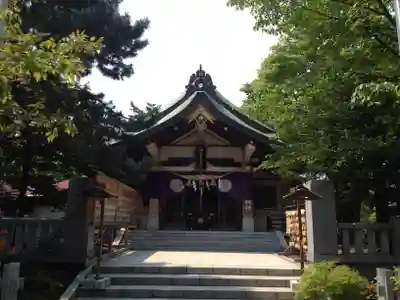 彌彦神社　(伊夜日子神社)の本殿・本堂