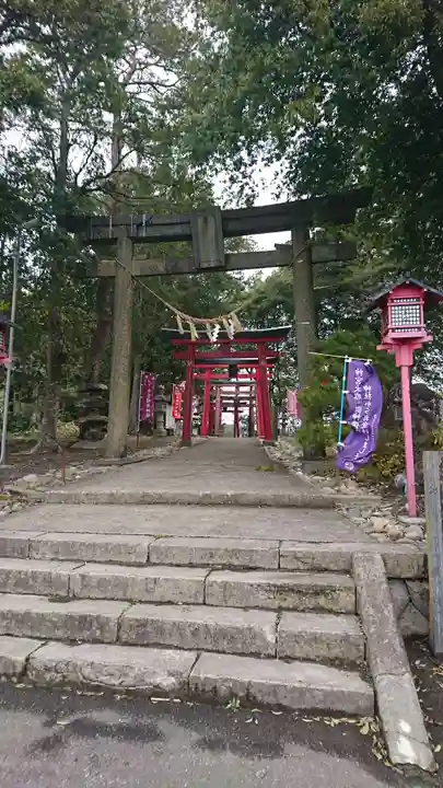 斗瑩稲荷神社の鳥居