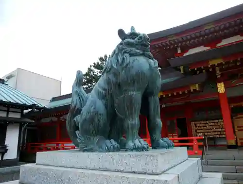 五社神社　諏訪神社の狛犬