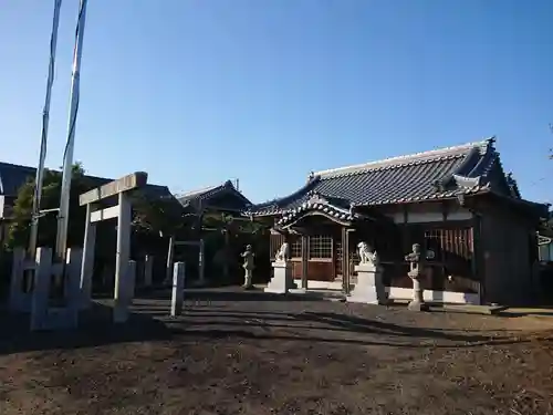 八柱神社の本殿・本堂