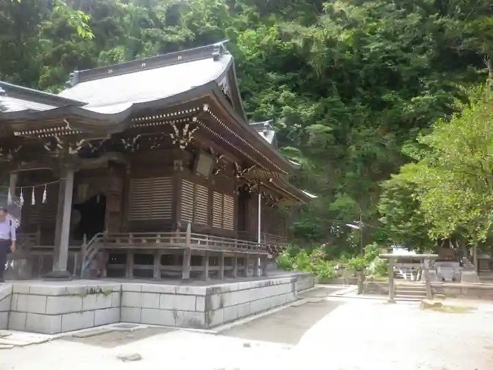 御霊神社の本殿・本堂