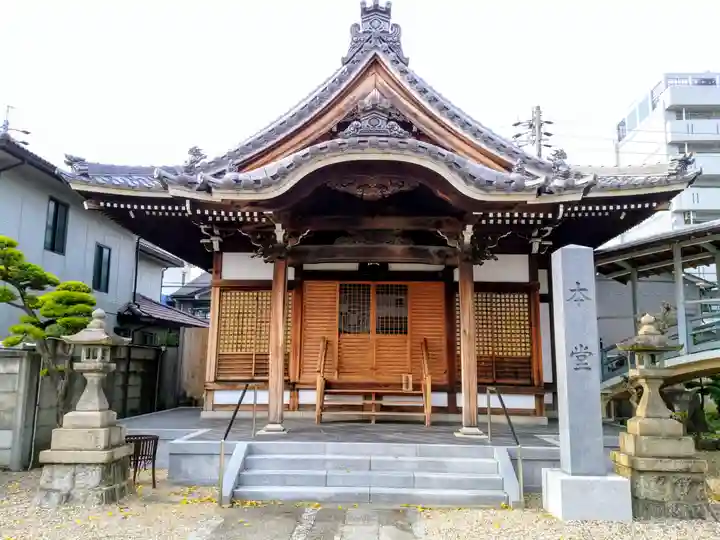 秋葉山 常光院の本殿・本堂