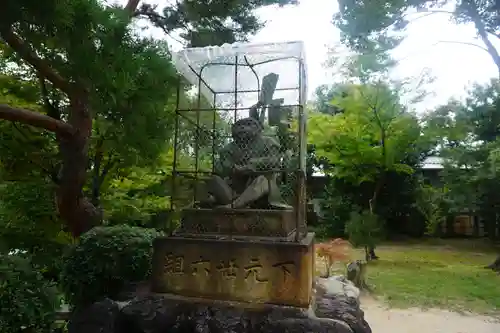 新日吉神宮の狛犬