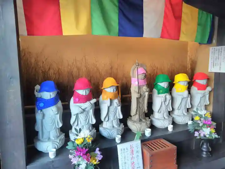 佛願寺 横浜別院の地蔵