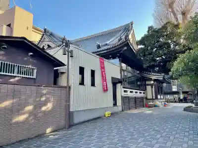 とげぬき地蔵尊 高岩寺の{uncategorized: "未分類", other: "その他", undefined: "問題あり", building: "その他建物", grave: "お墓", sacred_gate: "鳥居", guardian: "狛犬", statue: "像", buddha: "仏像", history: "歴史", nature: "自然", garden: "庭園", animal: "動物", pagoda: "塔", temizu: "手水舎", mountain_gate: "山門・神門", sanctuary: "本殿・本堂", subordinate: "末社・摂社", art: "芸術", scenery: "景色", jizo: "地蔵", ema: "絵馬", goshuin: "御朱印", omikuji: "おみくじ", items: "授与品その他", amulet: "お守り", goshuincho: "御朱印帳", eats: "食事", festival: "お祭り", votive_dance: "神楽", shichigosan: "七五三参", wedding: "結婚式", experience: "体験その他", initially: "初詣", around: "周辺", anti_infection: "感染症対策"}