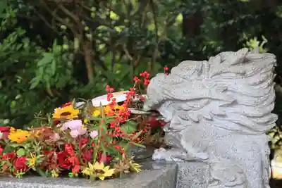 滑川神社 - 仕事と子どもの守り神の手水舎