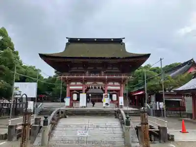 津島神社の山門・神門