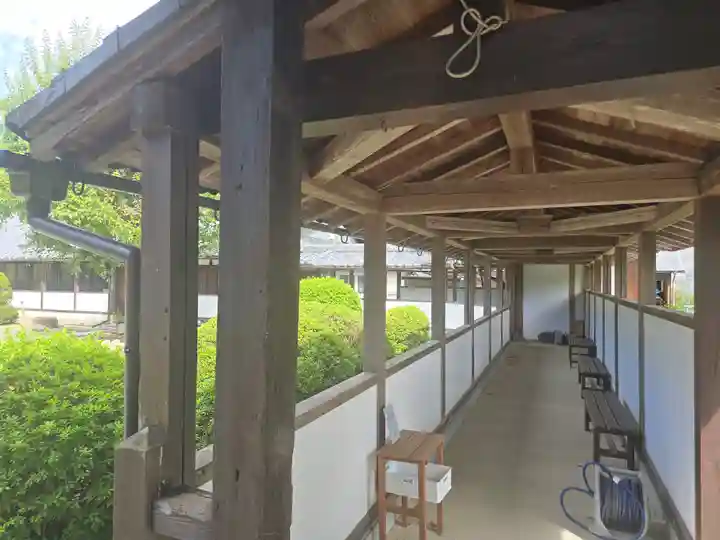 世尊寺(奈良県)