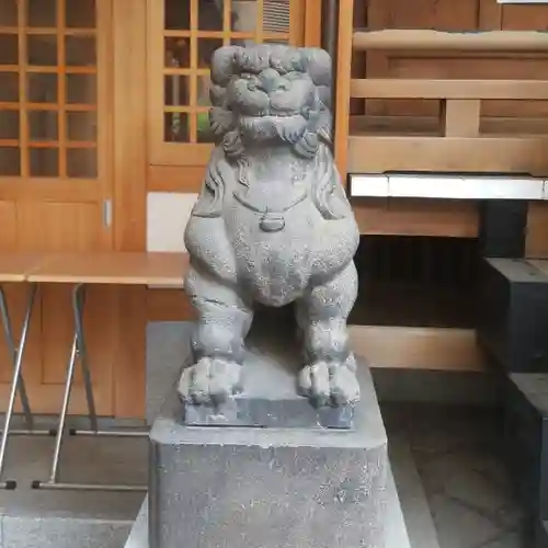 小網神社の狛犬