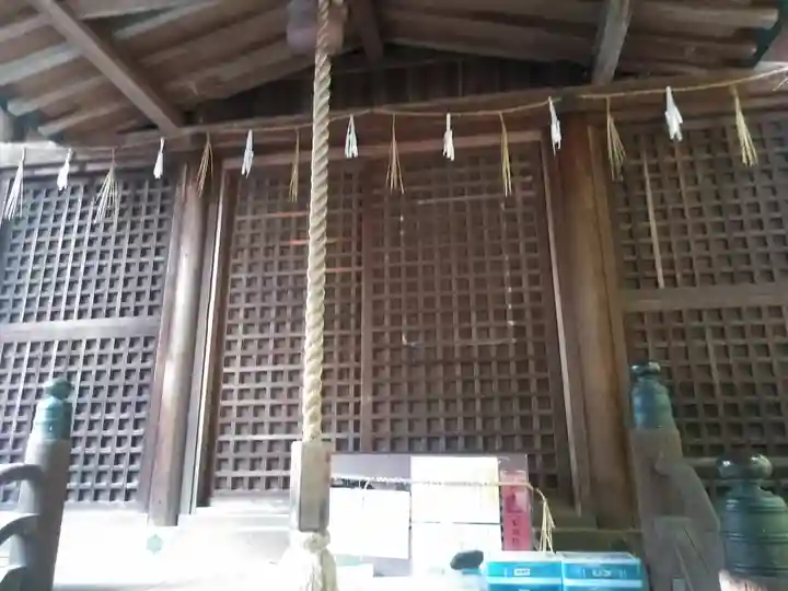 白髭神社の本殿・本堂