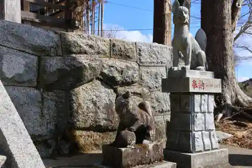 三坂稲荷神社の狛犬