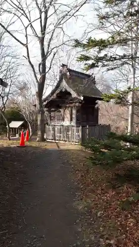 旧信濃神社の本殿・本堂