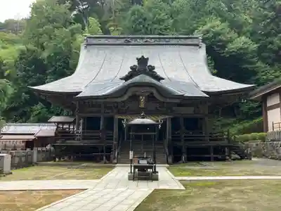牛伏寺の本殿・本堂