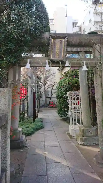 笠間稲荷神社 東京別社の鳥居
