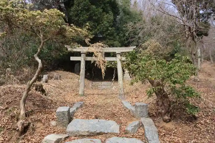 三渡神社の鳥居