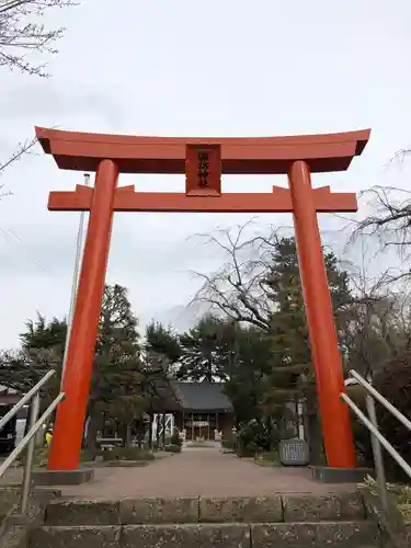 諏訪神社の鳥居