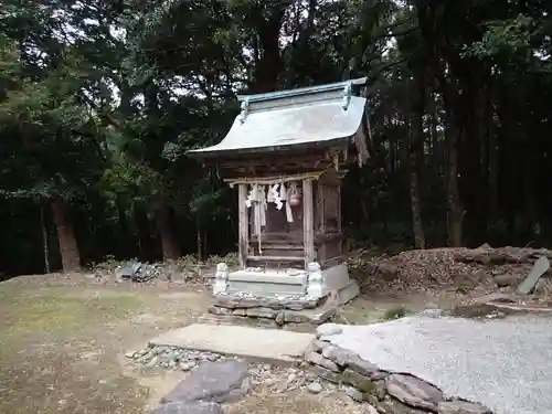 銀山上神社の建物その他