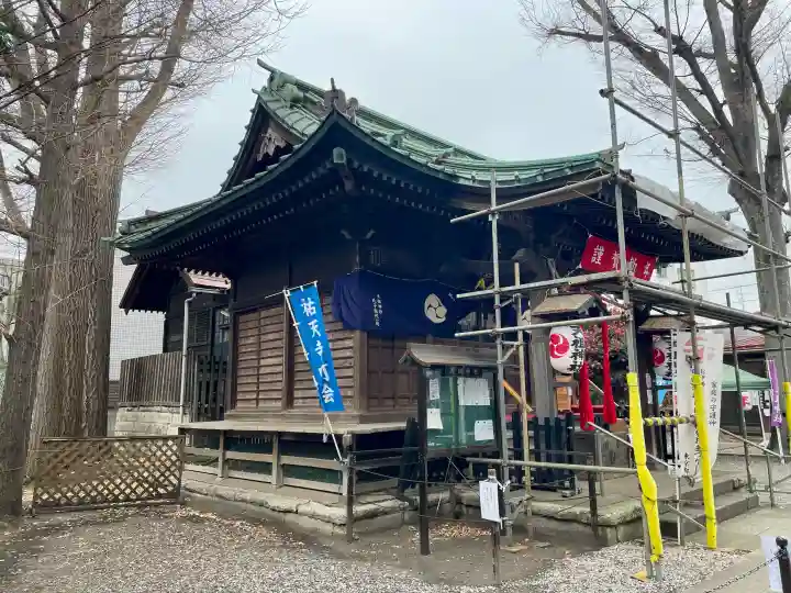 天祖神社(上目黒天祖神社)の{uncategorized: "未分類", other: "その他", undefined: "問題あり", building: "その他建物", grave: "お墓", sacred_gate: "鳥居", guardian: "狛犬", statue: "像", buddha: "仏像", history: "歴史", nature: "自然", garden: "庭園", animal: "動物", pagoda: "塔", temizu: "手水舎", mountain_gate: "山門・神門", sanctuary: "本殿・本堂", subordinate: "末社・摂社", art: "芸術", scenery: "景色", jizo: "地蔵", ema: "絵馬", goshuin: "御朱印", omikuji: "おみくじ", items: "授与品その他", amulet: "お守り", goshuincho: "御朱印帳", eats: "食事", festival: "お祭り", votive_dance: "神楽", shichigosan: "七五三参", wedding: "結婚式", experience: "体験その他", initially: "初詣", around: "周辺", anti_infection: "感染症対策"}