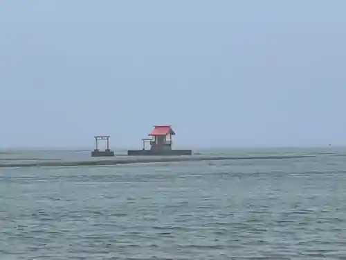 牡蠣島辨天神社の本殿