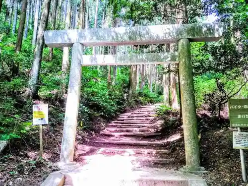 猿投神社の鳥居