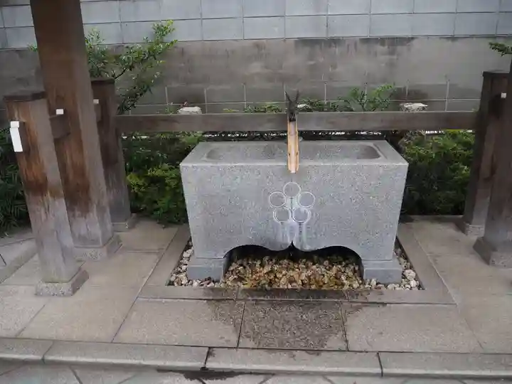 成子天神社の手水舎