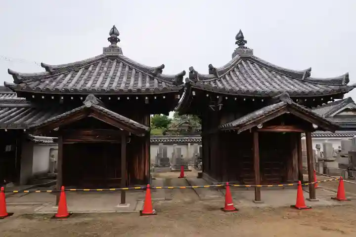 本誓寺(奈良県)