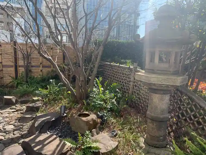 歌舞伎稲荷神社の庭園