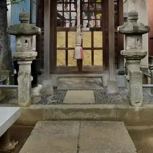 石井神社の本殿・本堂