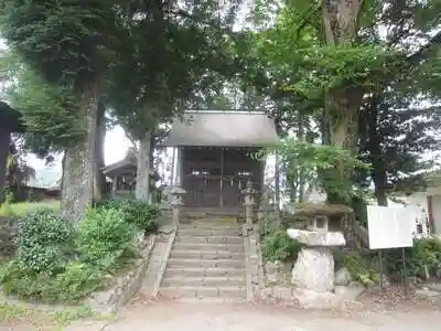 荒倉神社の建物その他