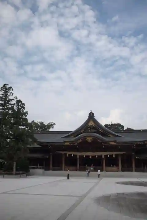 寒川神社の本殿・本堂
